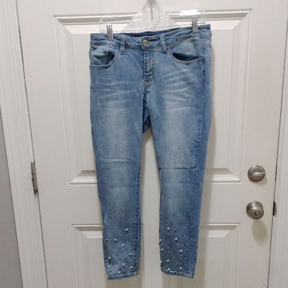 Nanette Lepore Light Blue Ankle Jeans with Pearl Details - Picture 2 of 9